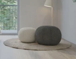 LEVEL Ronde Pouf In Stone Boucle - Small -Level Furniture Outlet Store Boucle Poufs 2 23fcc919 038c 4d9d b5ba 614dd6cae681